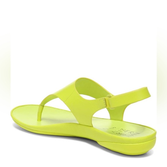 Naturalizer Genn-Detect Sandal wide width/size 7M - Picture 7 of 15
